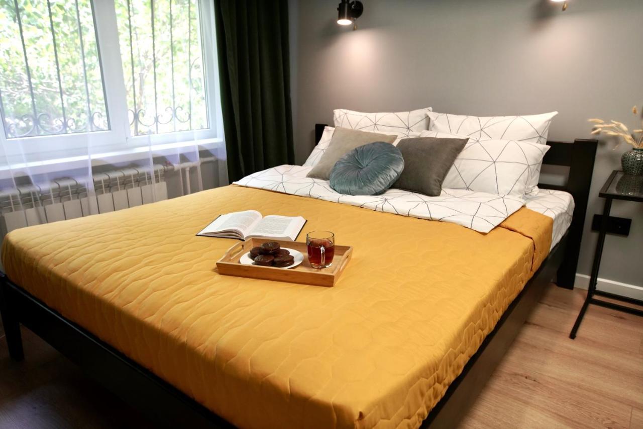Almaty Aparts Ngoại thất bức ảnh